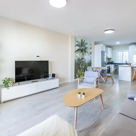 Vb Ave Marina Front Seaviews 2br 公寓 *