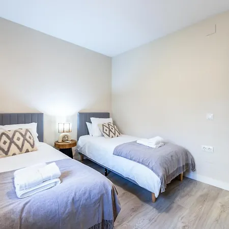 Apartment Vb Ave Marina Front Seaviews 2br